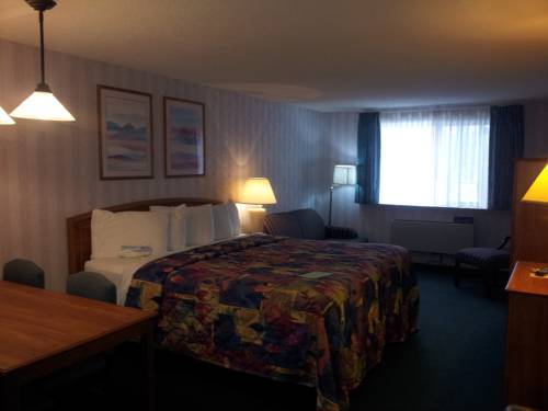 Days Inn By Wyndham Shelburne Burlington - photo 9