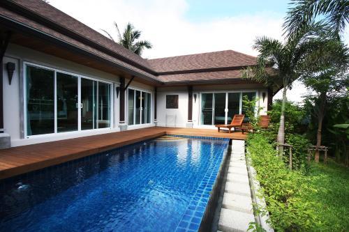 Modern Thai Villa Rawai — 4-Star Luxury Hotel in Rawai, Thailand