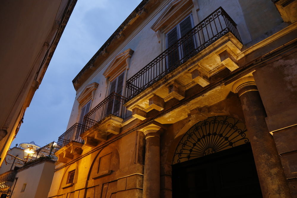 Person Palace — Nardo