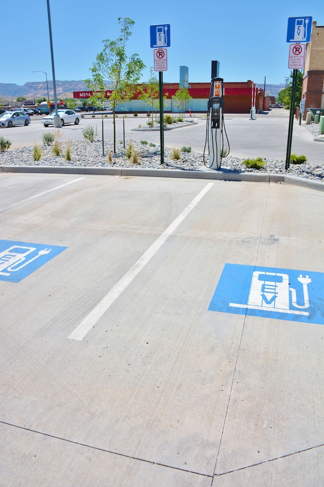 Tru by Hilton Grand Junction Downtown - photo 34