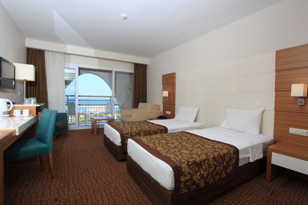 Goldenday Hotel — Kusadasi — photo 3