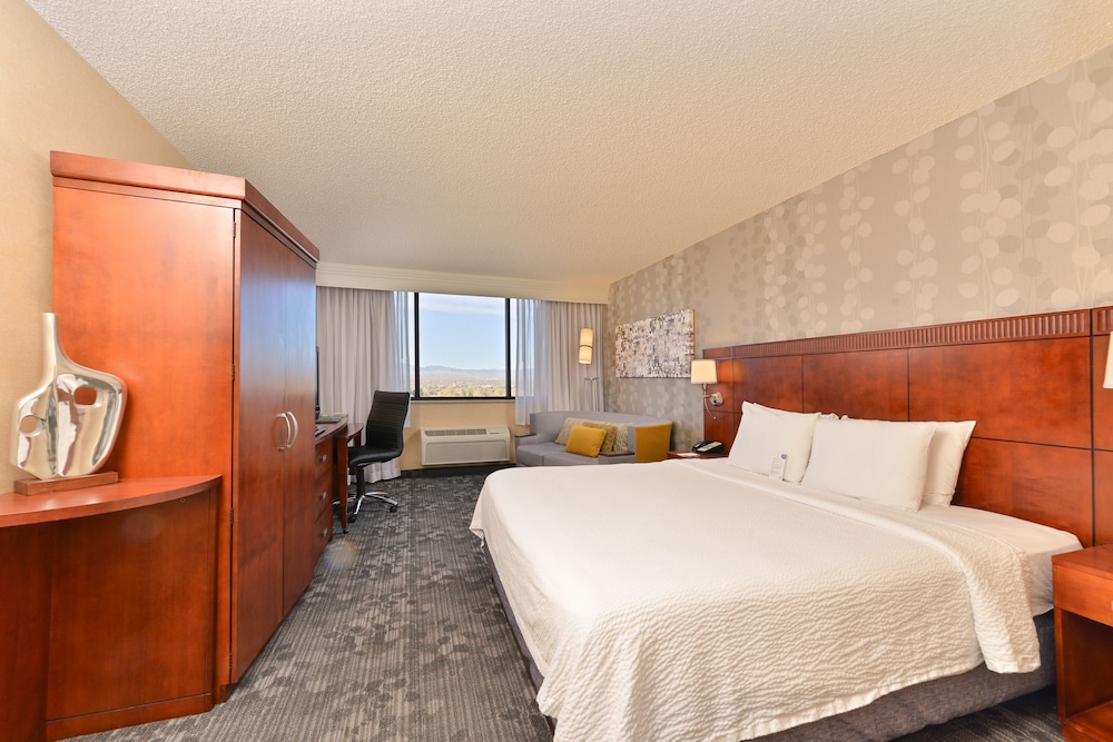 Courtyard by Marriott Denver Cherry Creek - photo 11