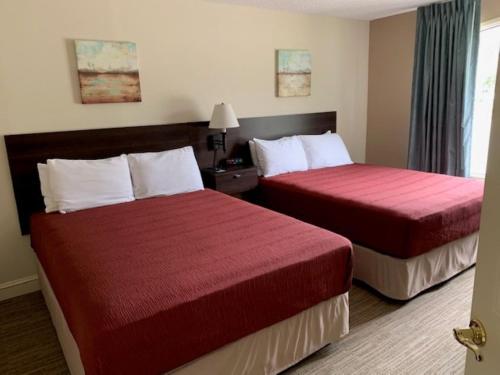 McCoy's Inn - photo 24