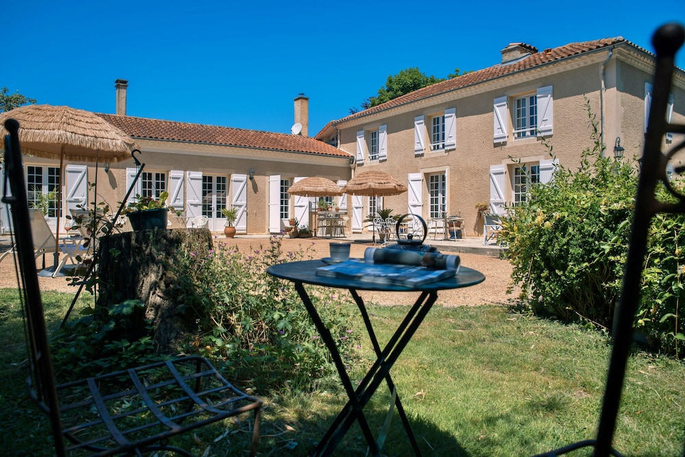Patio des Rêves - last minute hotel in Unknown City