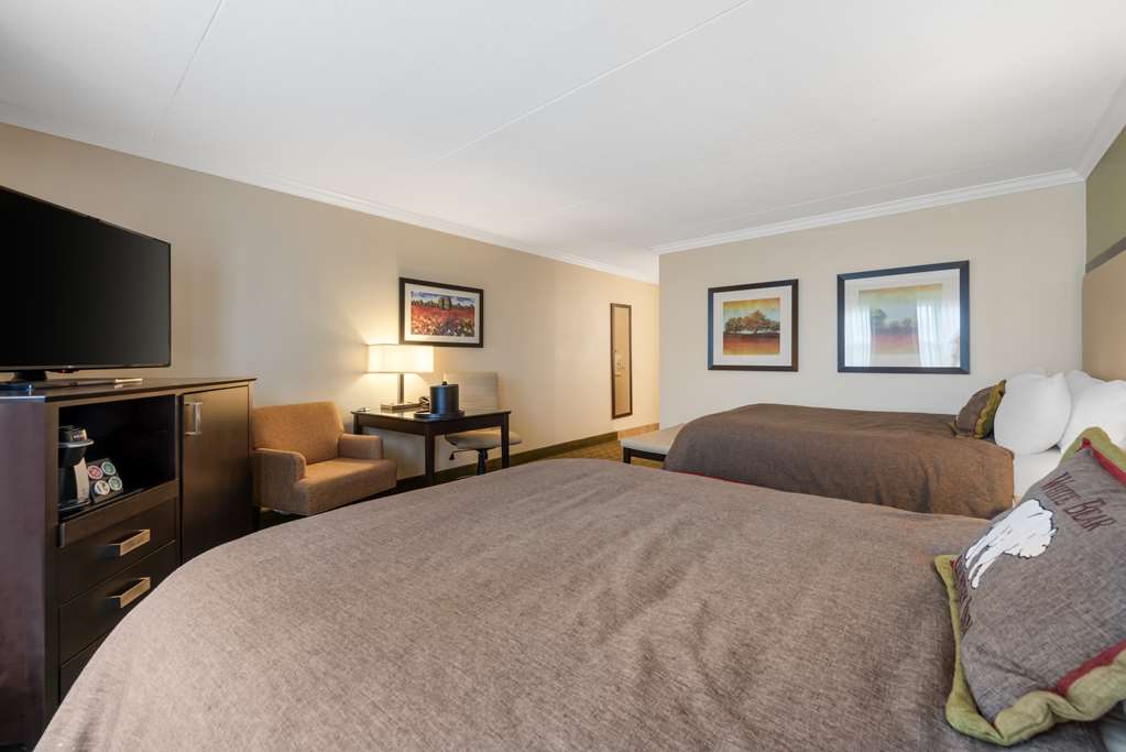 Best Western Plus White Bear Country Inn - photo 25