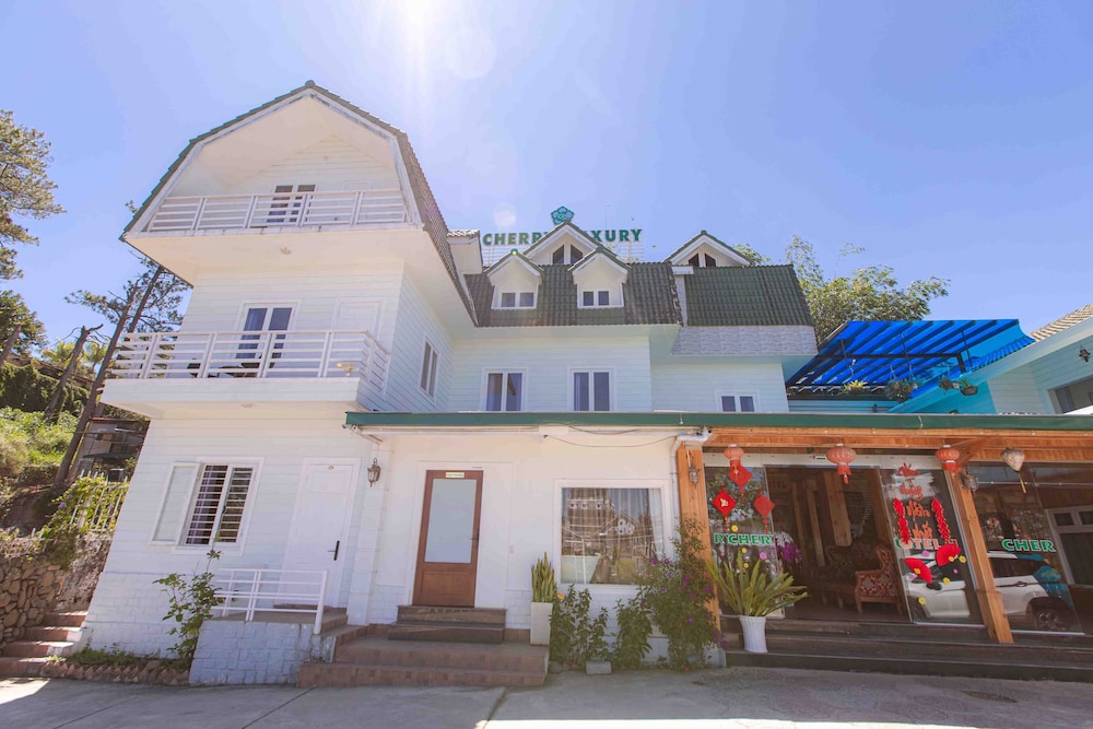 Cherry Luxury Hotel - last minute hotel in Da Lat