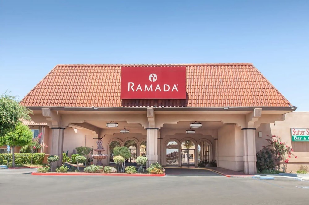 Ramada by Wyndham Fresno North in Fresno, United States