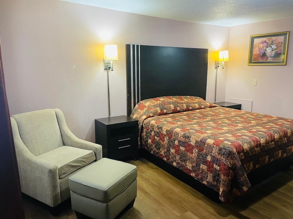 Finns Motel - photo 13