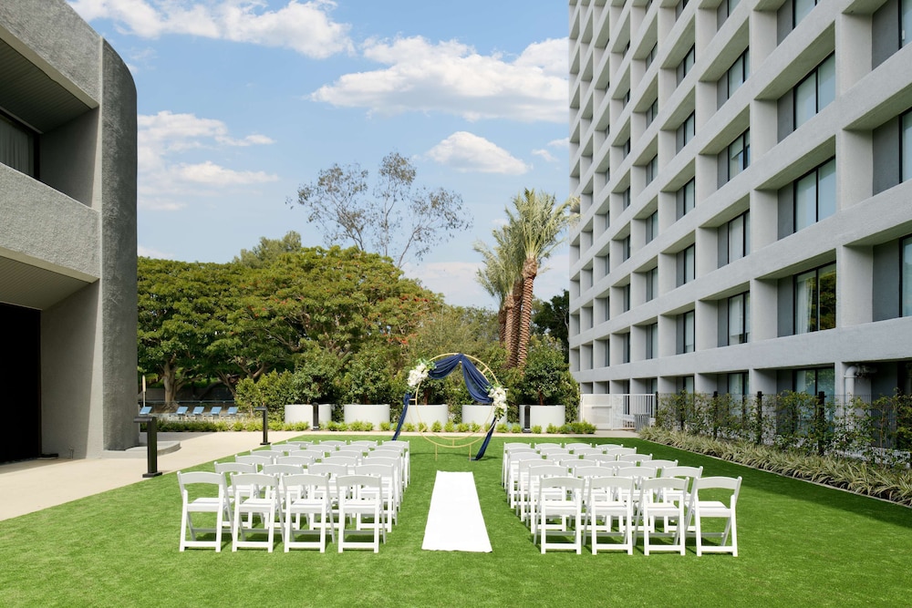 Hilton Los Angeles Culver City - photo 99