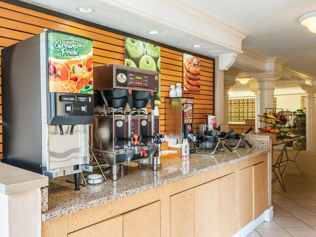 La Quinta Inn by Wyndham New Orleans West Bank Gretna - photo 27