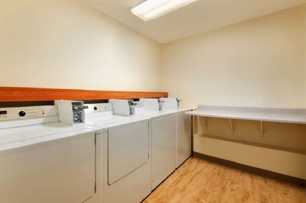 Summit Suites - photo 30