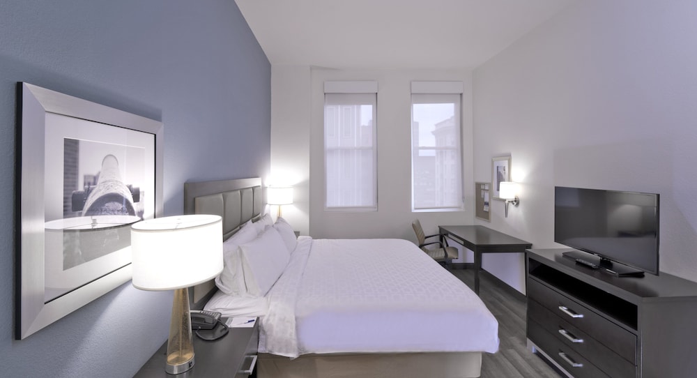 Candlewood Suites Baltimore Inner Harbor by IHG - photo 12