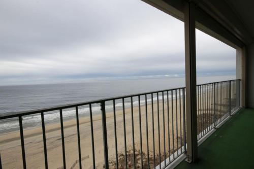 English Towers 506 2 Br condo by RedAwning - photo 17