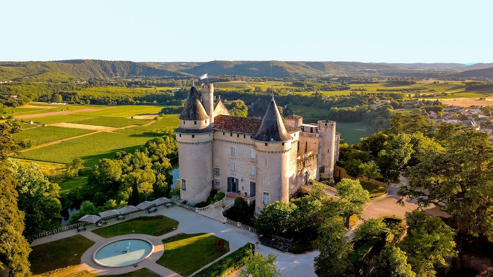 Château de Mercuès — 4-Star Luxury Hotel in Cahors, France