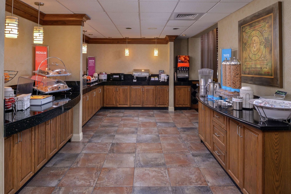 Hampton Inn & Suites Carson City - photo 49