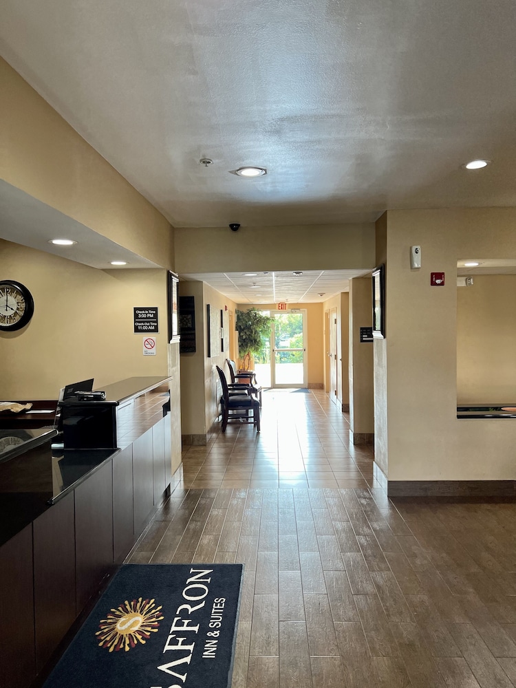 Saffron Inn & Suites - photo 13
