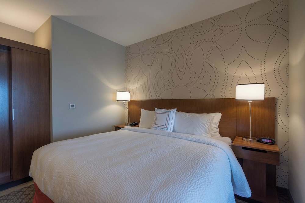 Fairfield Inn and Suites by Marriott Lubbock Southwest - photo 7