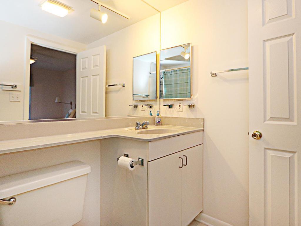 Sea Colony Lakeside — 4-Star Luxury Hotel in Bethany Beach, United States