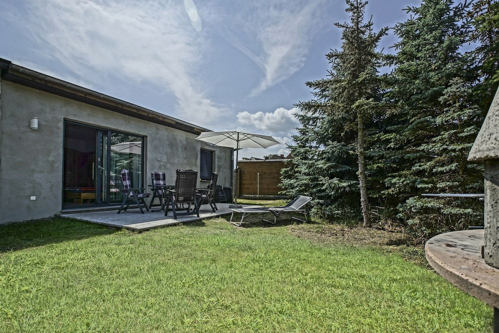 Unterkunft in Mönkebude mit eigenem Garten — 4-Star Luxury Hotel in Ueckermuende, Germany