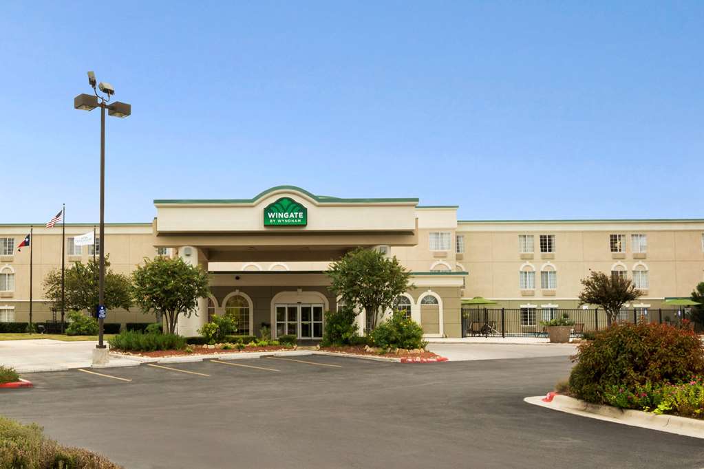 Wingate by Wyndham San Marcos in San Marcos, United States