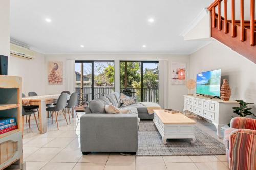 Mary St 3 Unit 2 Caloundra — Caloundra