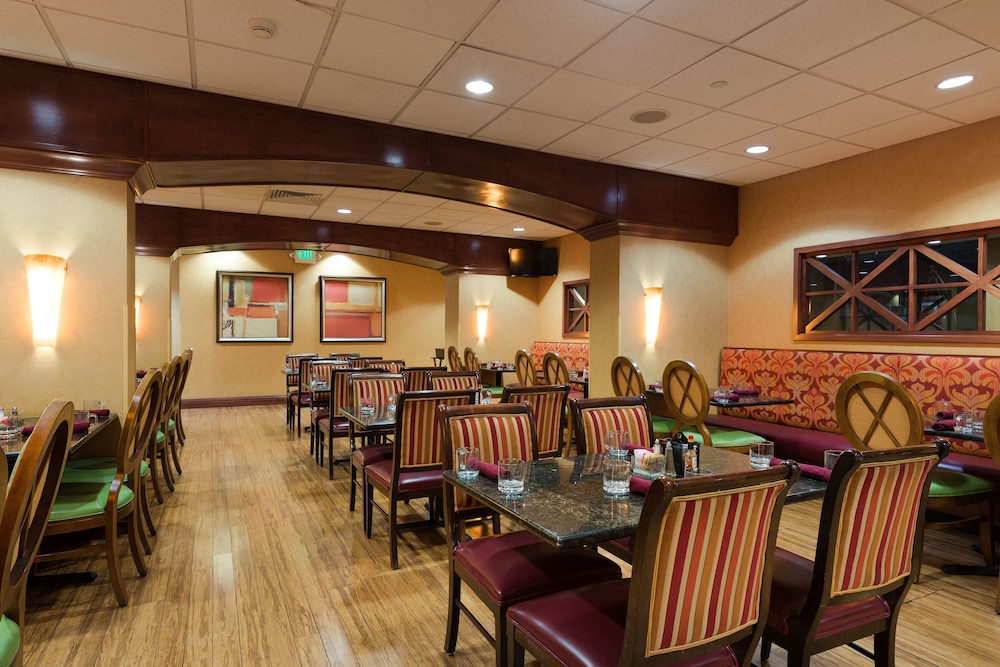 Holiday Inn Sacramento Downtown Arena by IHG - photo 33
