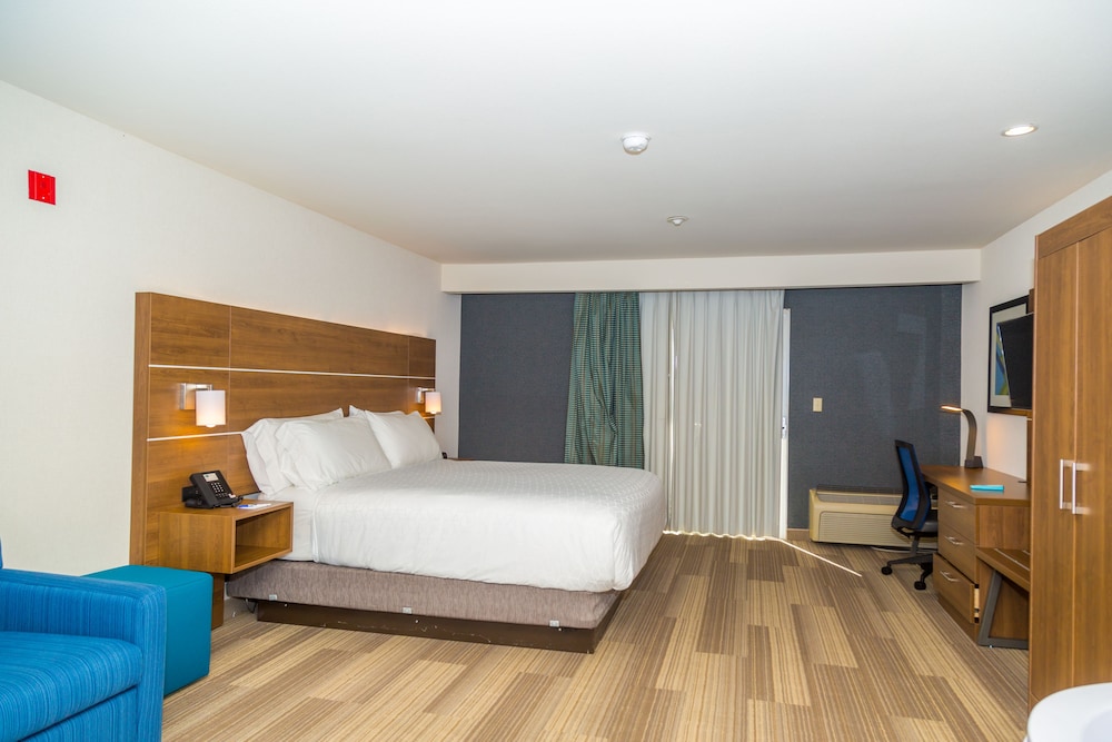 Holiday Inn Express San Diego Airport Old Town by IHG - photo 4