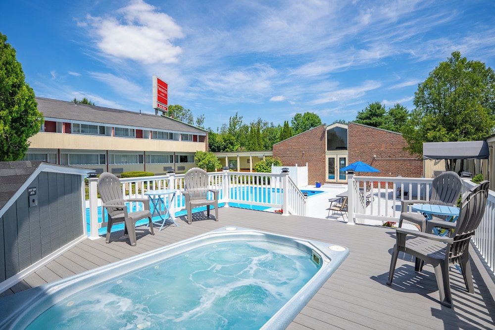 Fireside Inn & Suites Waterville - photo 44