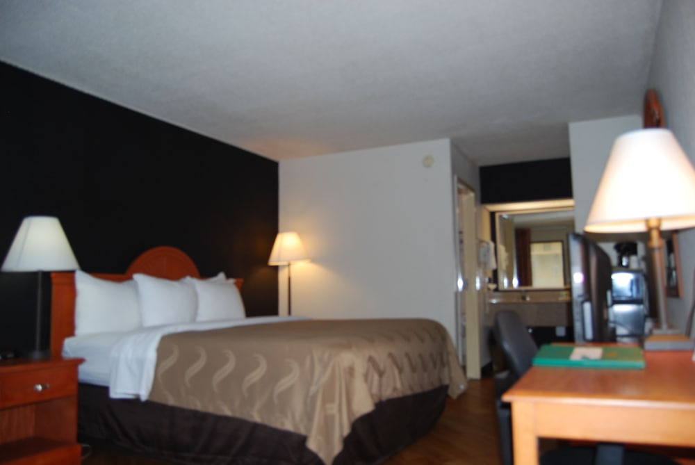 Days Inn by Wyndham Eglin AFB - photo 6