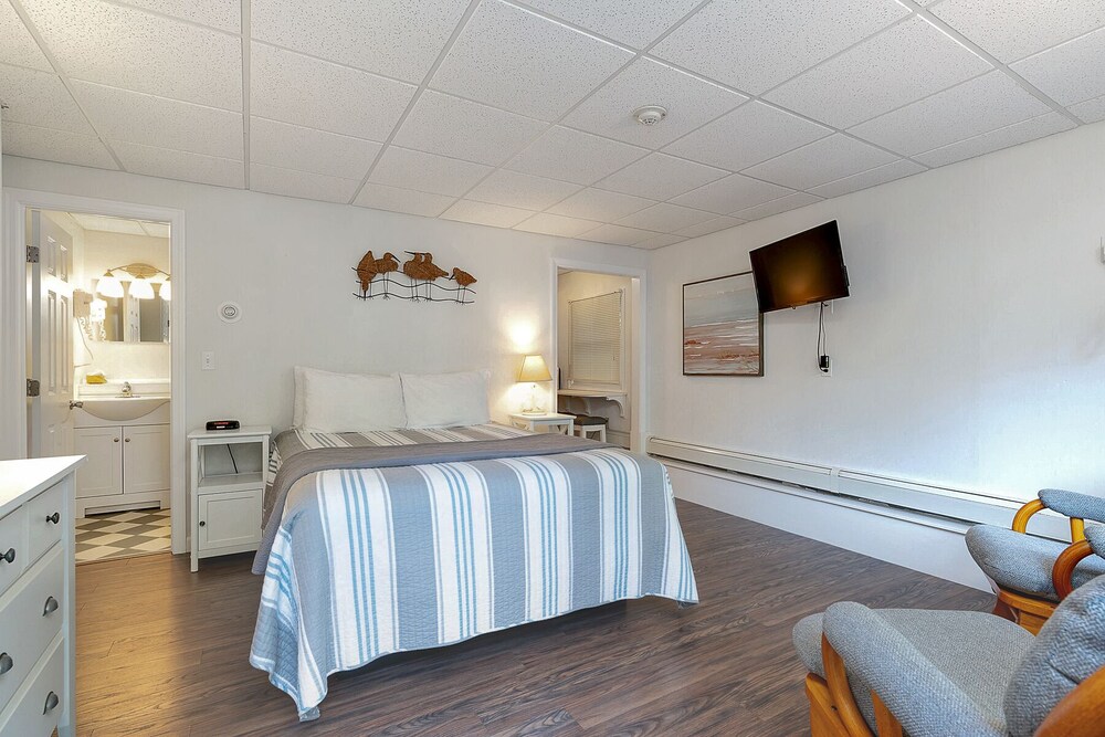 Towne Lyne Motel - photo 86