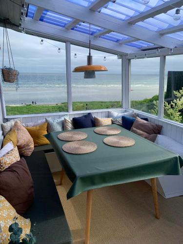 Elegant Pastels And Panorama View To Lystrup Beach — Allingabro