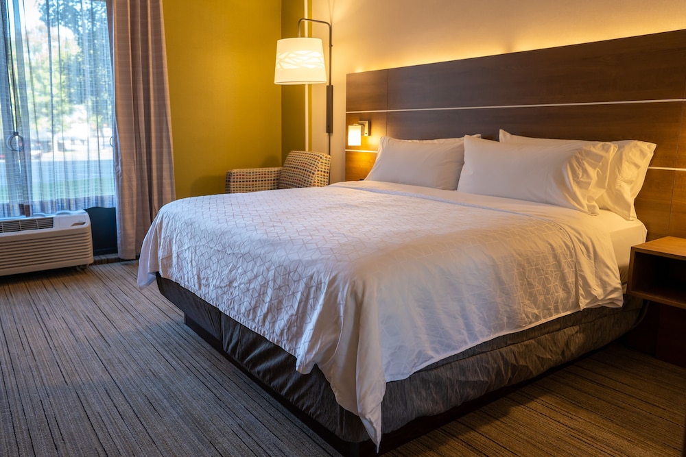 Holiday Inn Express Boston by IHG - photo 18