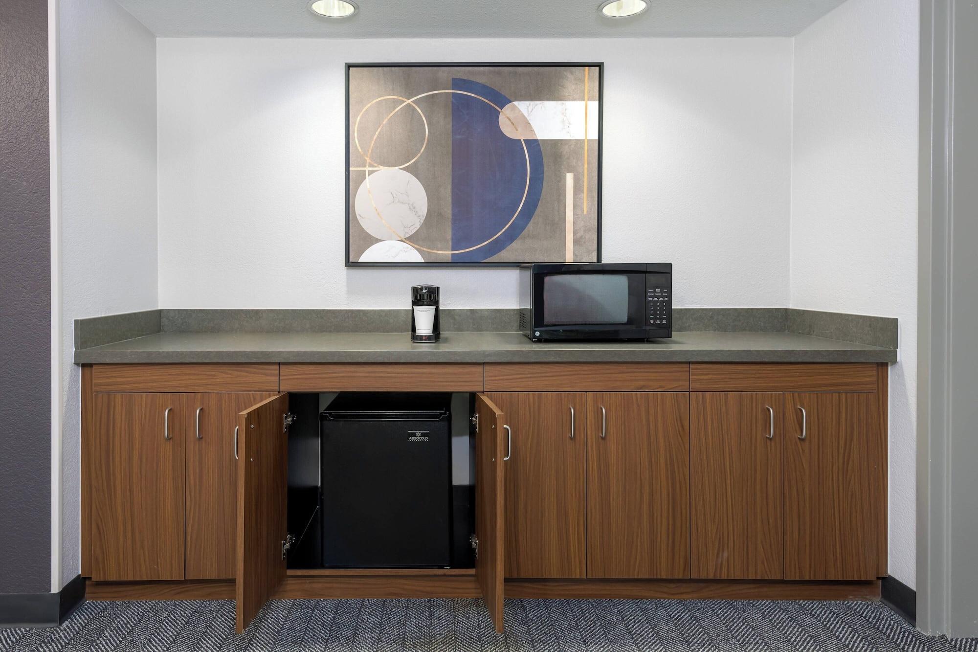 Courtyard by Marriott Tallahassee North I 10 Capital Circle - photo 21