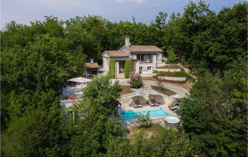 Villa Pican — 4-Star Luxury Hotel in Pican, Croatia