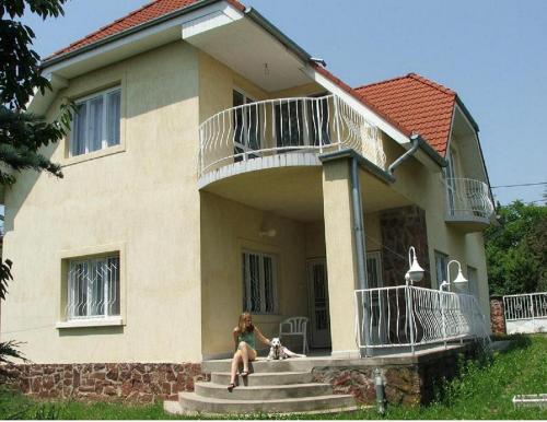 Anna Villa — 4-Star Luxury Hotel in Vonyarcvashegy, Hungary