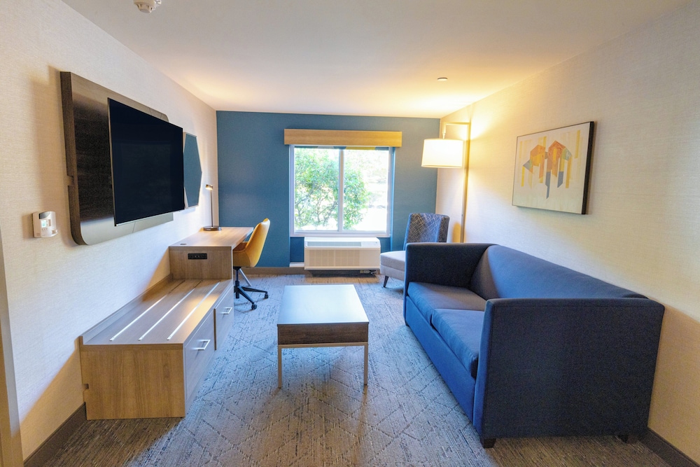 Holiday Inn Express Hotel of Neptune by IHG - photo 56