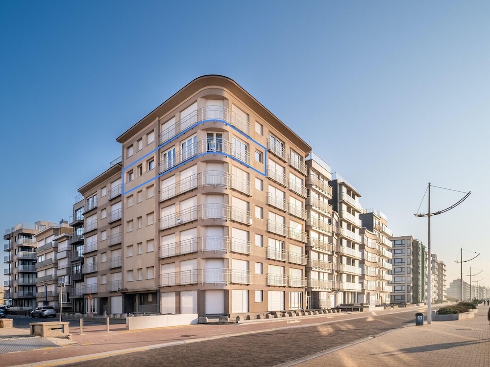 Nevada — 4-Star Luxury Hotel in Koksijde, Belgium