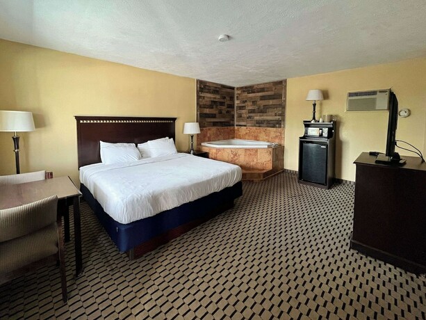 Motel 6 Fairmont WV Downtown - photo 12