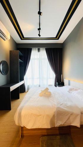 Spacious Apartment near IIUM Medical Centre ECR & Teluk Cempedak with Smart TV & Pool — 4-Star Luxury Hotel in Kuantan, Malaysia