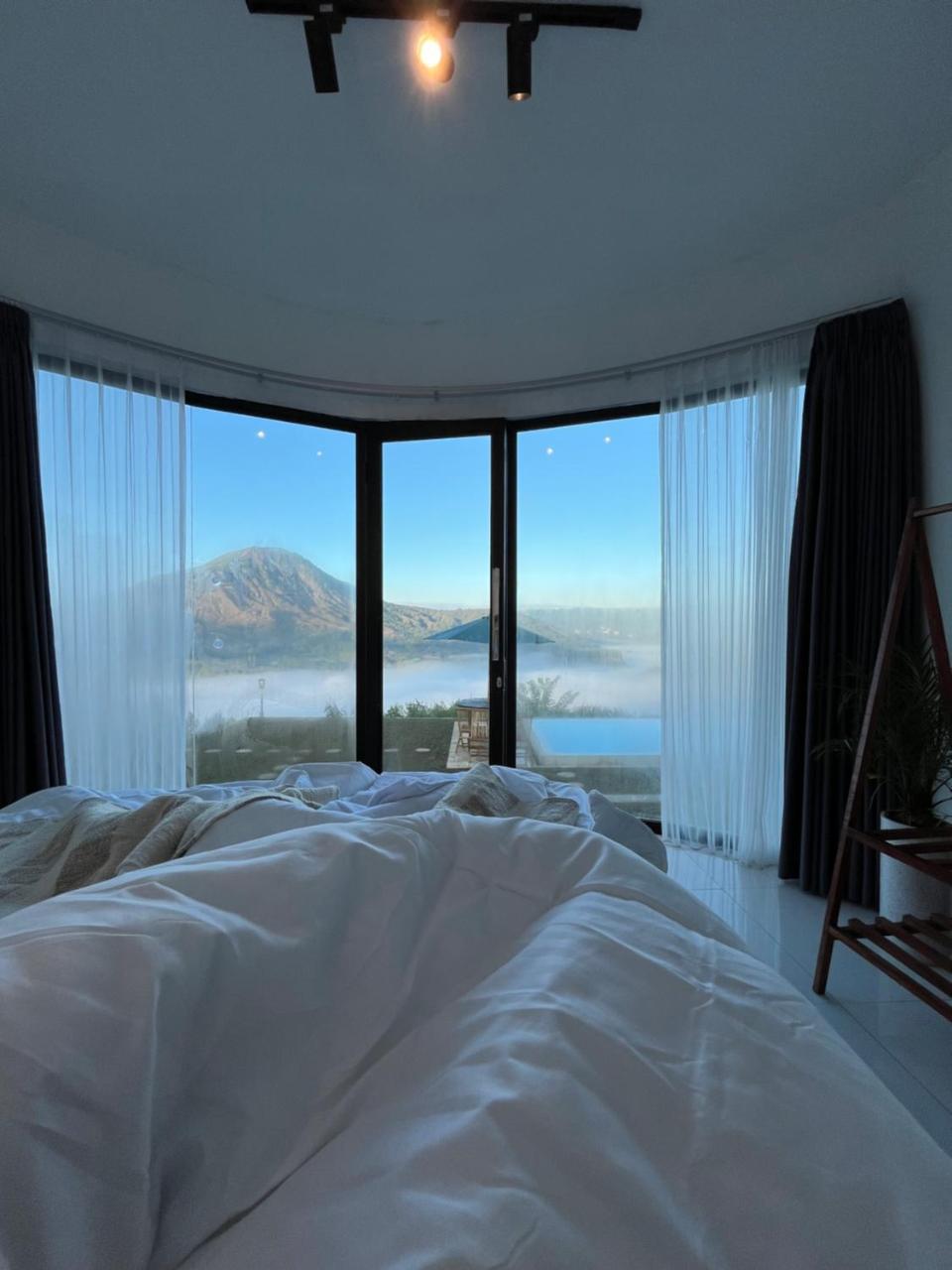 Pinggan Volcano — 4-Star Luxury Hotel in Baturaja, Indonesia