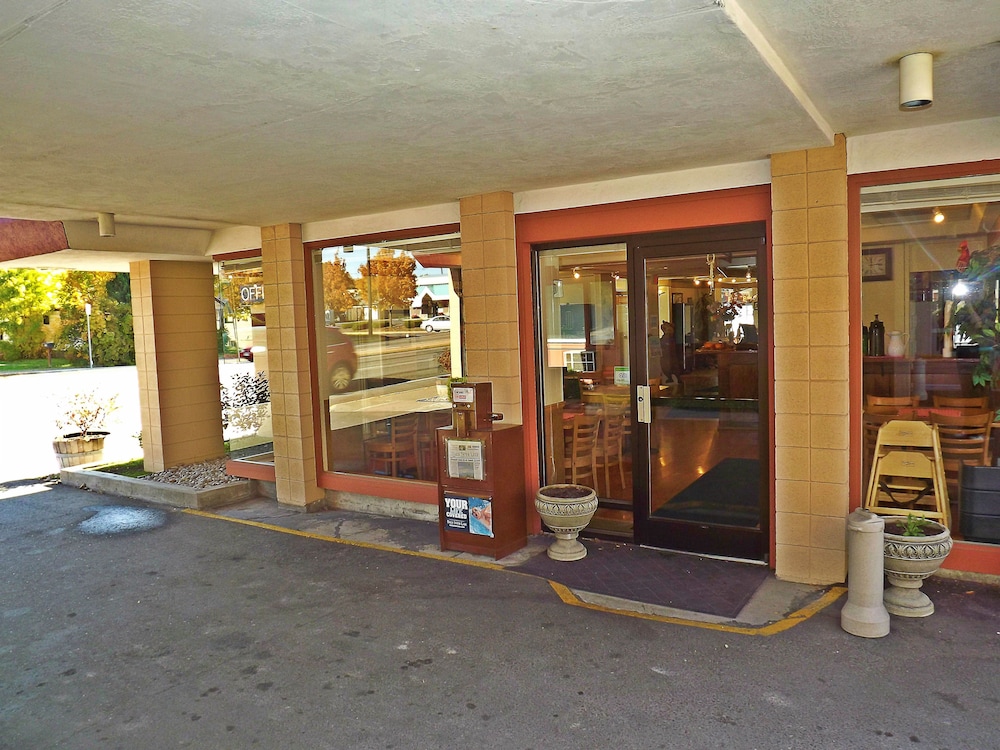 Travelodge by Wyndham Kalispell - photo 22