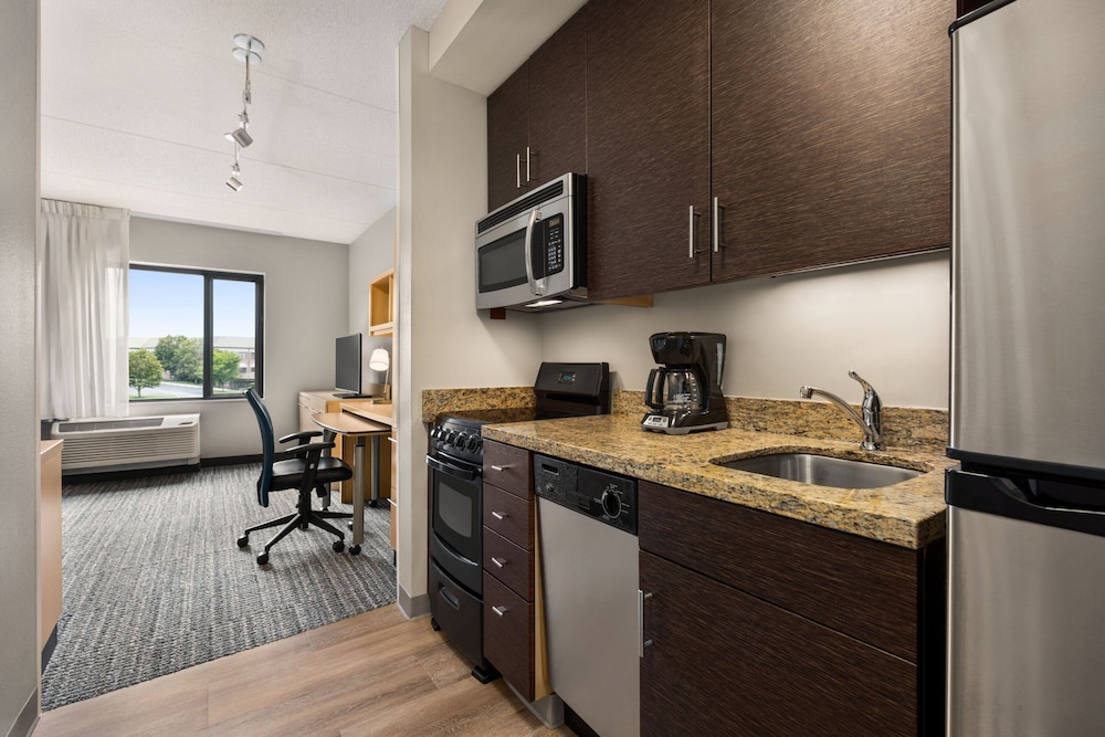 Towneplace Suites by Marriott Harrisburg West Mechanicsburg - photo 24
