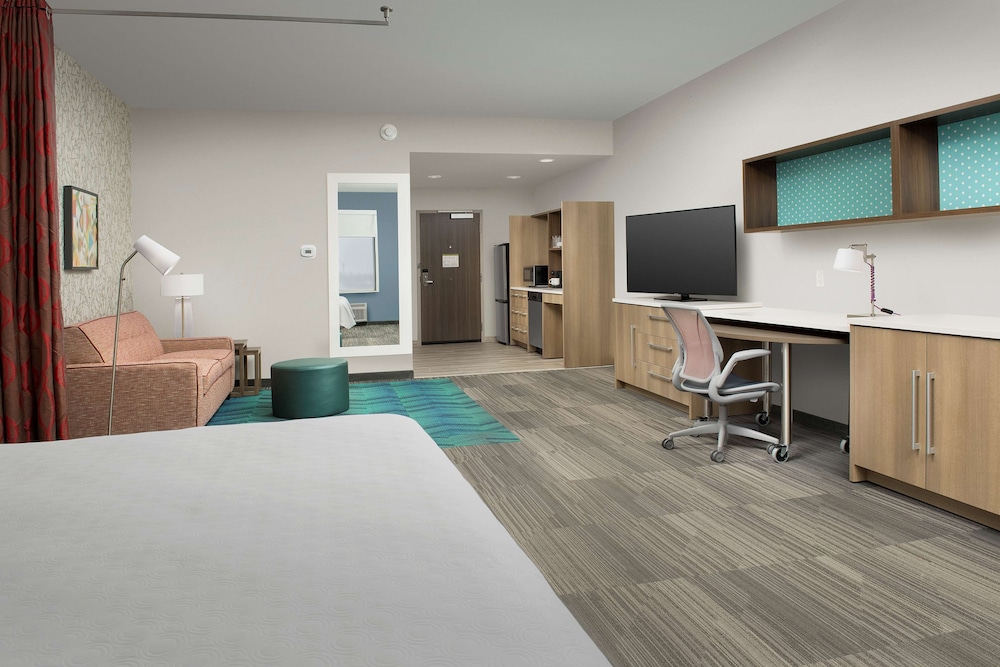 Home2 Suites by Hilton Miami Doral West Airport - photo 15