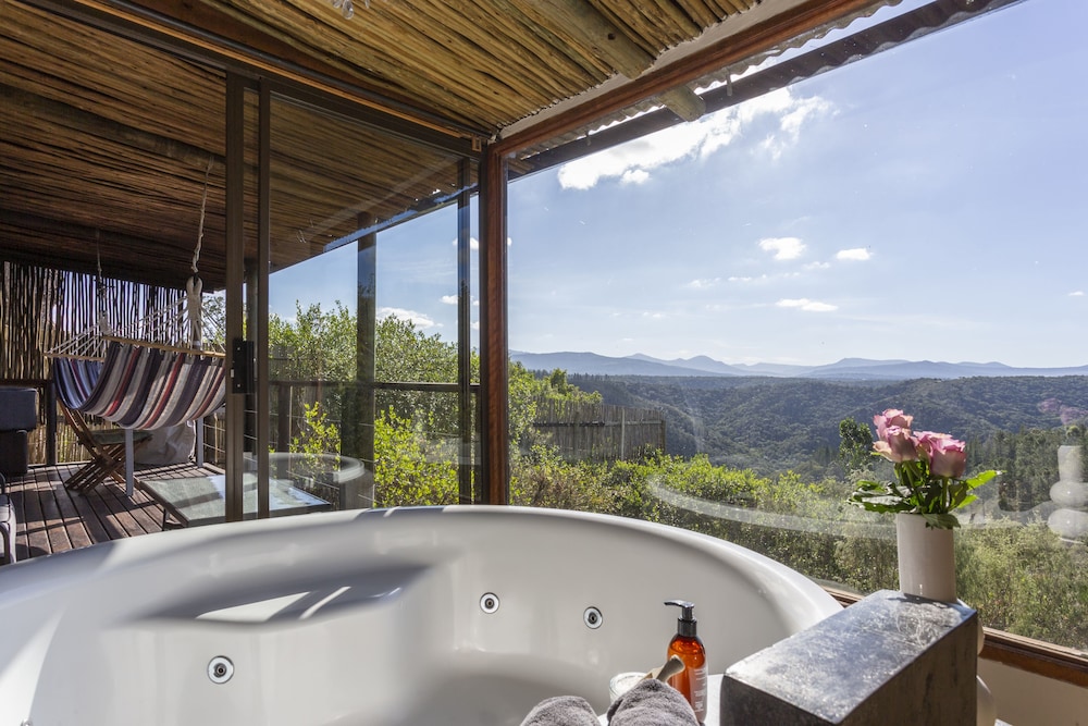 Forest Valley Cottages — 4-Star Luxury Hotel in Knysna, South Africa