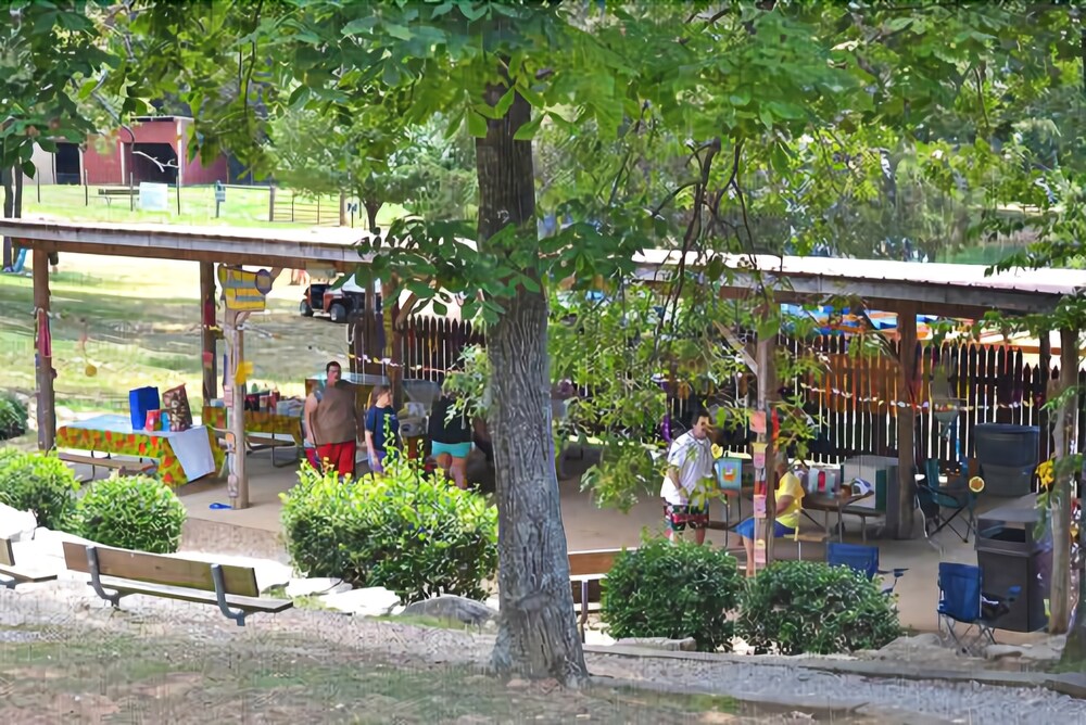 Yogi Bear's Jellystone Park Camp Resort - photo 49