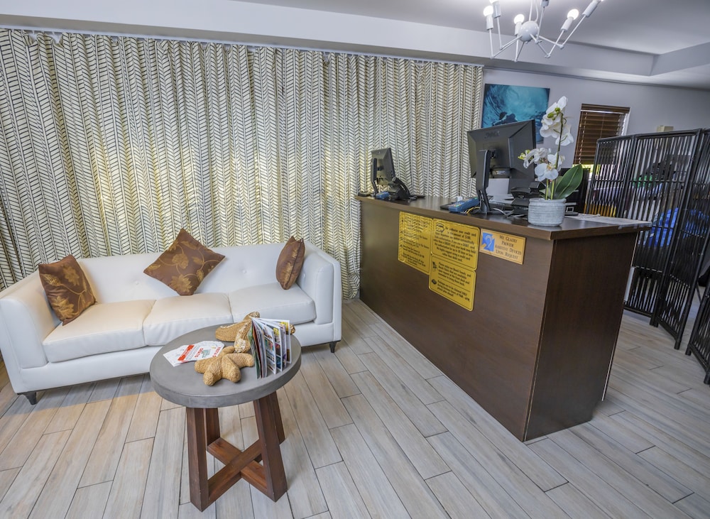 Beachside All Suites Hotel - photo 2