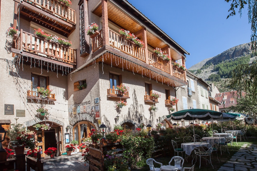 L'Auberge du Choucas - last minute hotel in Le Monetier-Les-Bains