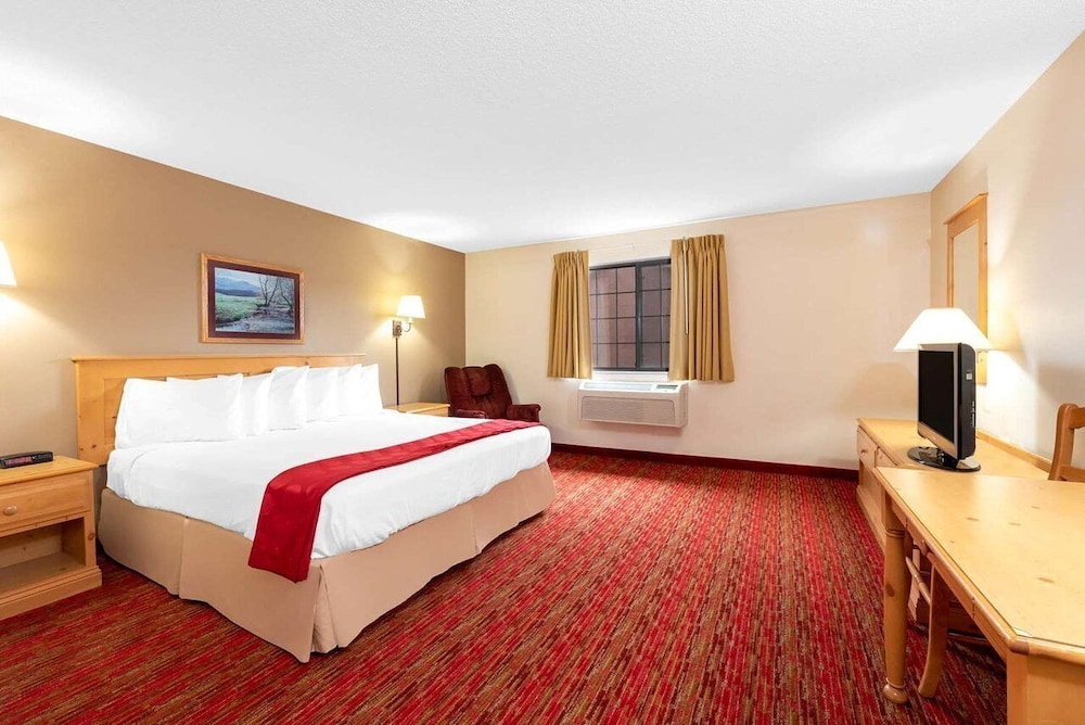 Comfort Inn & Suites Summerset Black Hills Area - photo 17