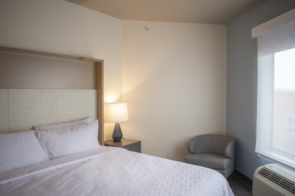 Holiday Inn Omaha Downtown Waterpark by IHG - photo 21