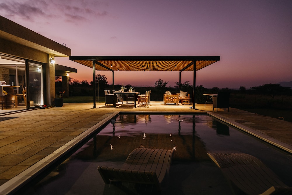 Tandweni Villa — 4-Star Luxury Hotel in Pongola, South Africa